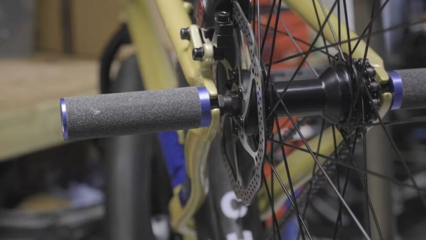 Pegs Mounting Tips