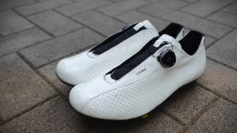 Can You Walk Around In Cycling Shoes