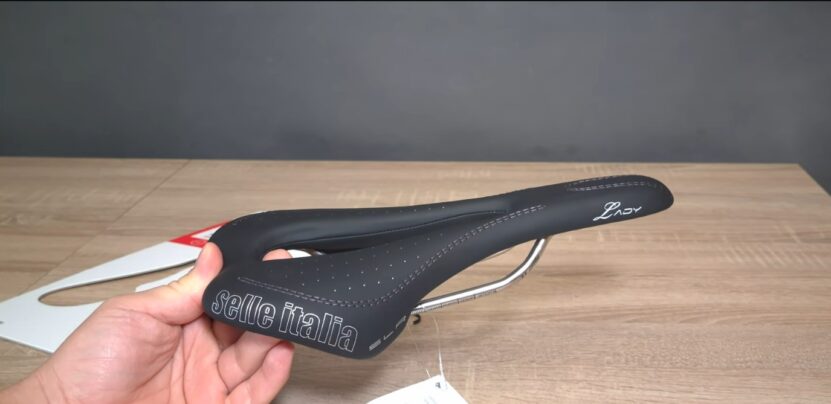 Selle Italia Lady Gel Flow Bicycle Saddle