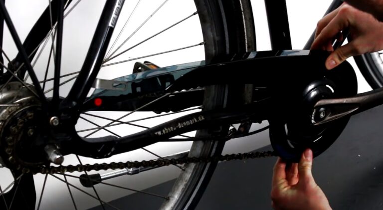 Chain Guard For Bicycle (5 Best Chain Guard Explained)