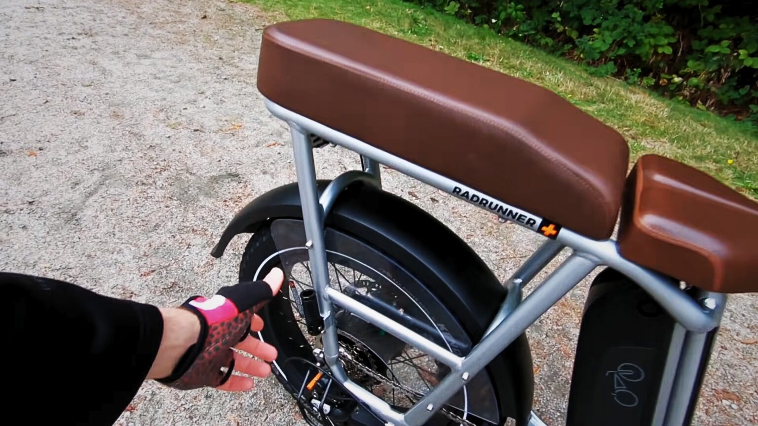 Radrunner 2 vs Radrunner Plus (7 Helpful Differences) String Bike