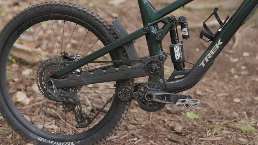 Trek Slash vs Giant Reign Bikes Groupset