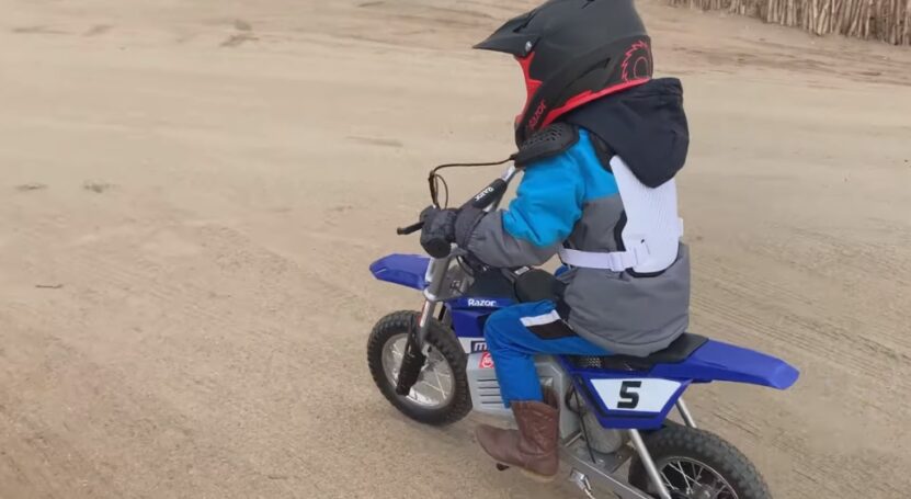How Fast Does A Razor MX350 Go (1)