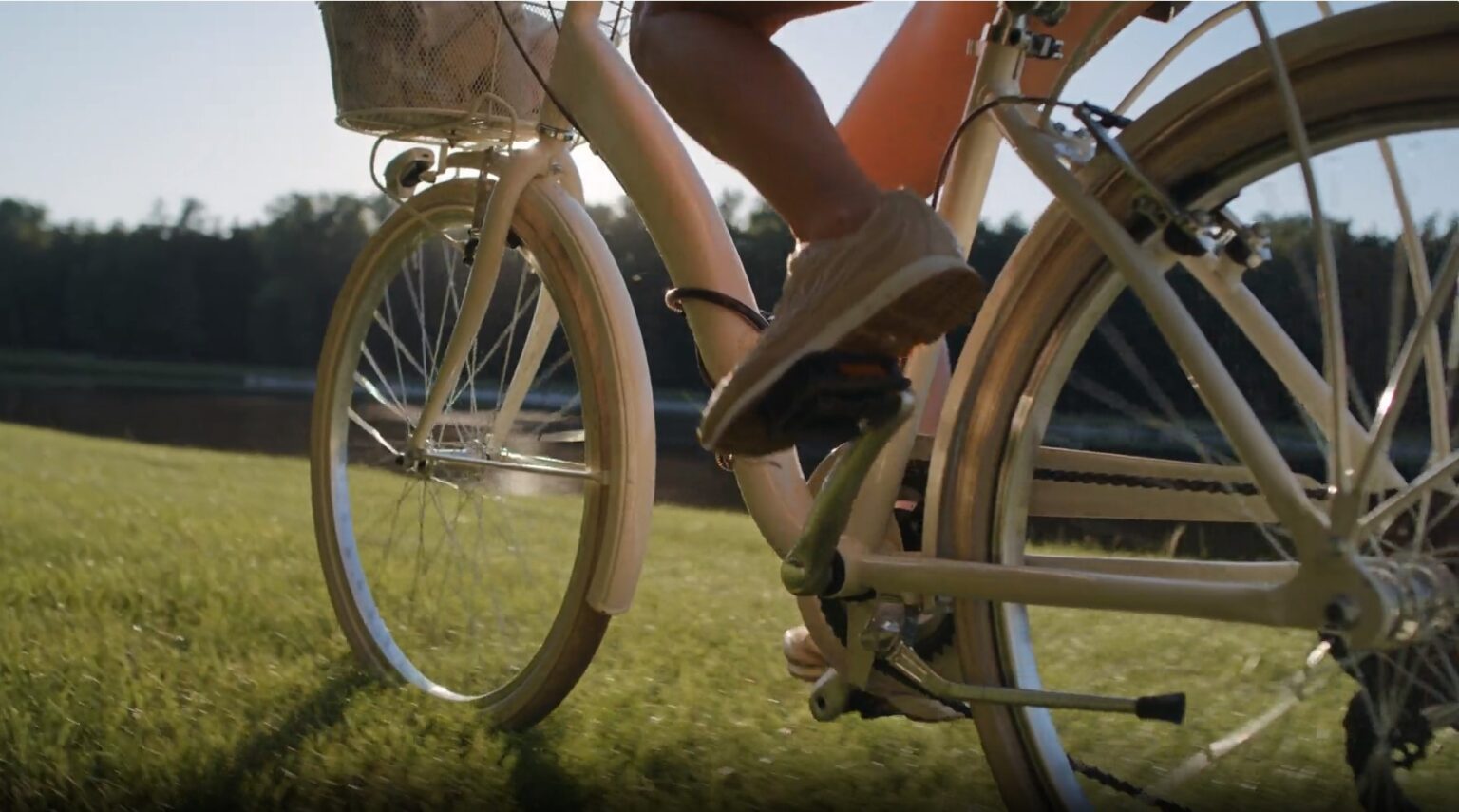 How to Measure for a Bicycle Kickstand Standing Tall