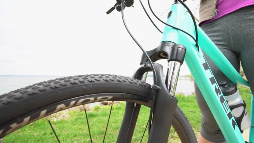 How To Choose a Hybrid Bike