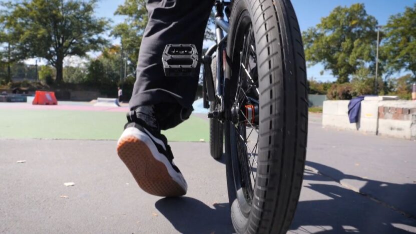 Huffy vs Mongoose Bikes Tires